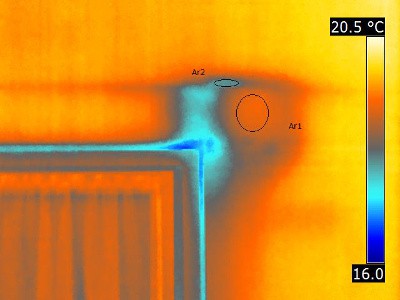 Si nota umidità proveniente dal piano superiore